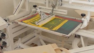 Плоскопечатный и карусельный автомат. Шелкография.Плоскопечатный и карусельный автомат. Шелкография.