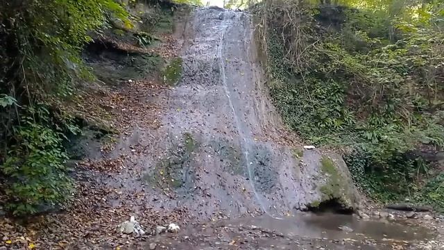 Водопад "Девичьи слёзы" в с. Ольгинка.