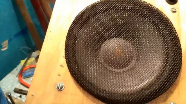 Сделал акустику на основе 10гд-35 смотреть онлайн