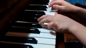 " Курочка" на пианино!