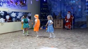 Новогодний танец с фонариками