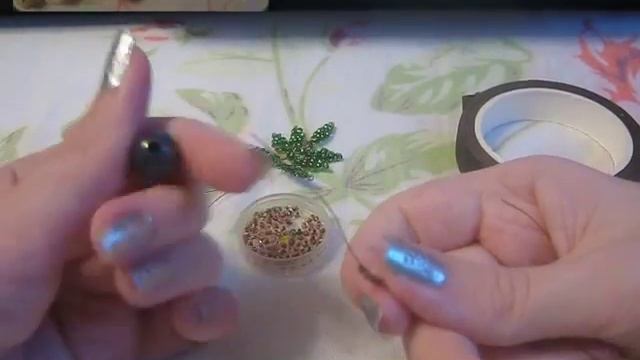 Бисерная рябинка Небольшой Мастер класс смотреть онлайн