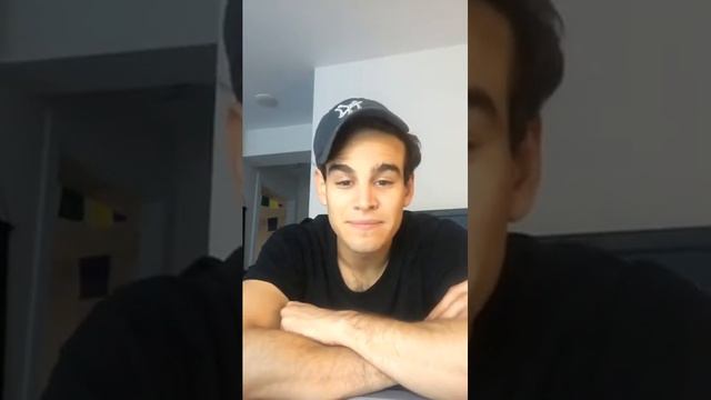 Alberto Rosende instagram @rosendereads livestream (08/10) смотреть онлайн