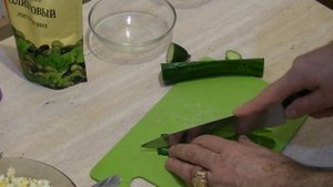 ГОТОВИМ салат с брынзой на скорую руку