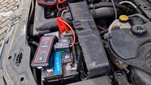 #Yaber #YR800 2500A⚡️ vs #Jaguar #X-Type 2.0D Cold Start ?+5°C #Test Dead Battery 0V Akumulator