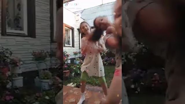 (っ◔◡◔)っ ♥ А помнишь то самое лето у бабушки? ♥ смотреть онлайн