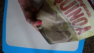 ТЁПЛЫЙ САЛАТ С КИНОА И ОВОЩАМИ. ПОЛЬЗА КРУПЫ КИНОА.