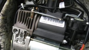 Неисправности Рендж Ровер - замена пневмостойки