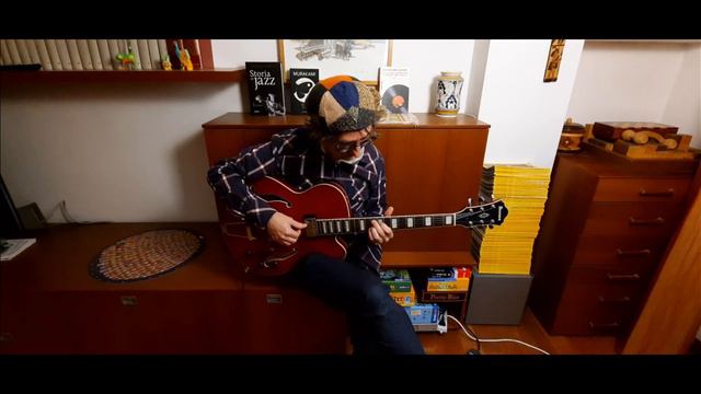 JAZZ GUITAR- WALKING BASS- IBANEZ AFS75 1/2 смотреть онлайн