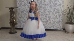 Булочка с творогом / Аня поет песню / детские песни