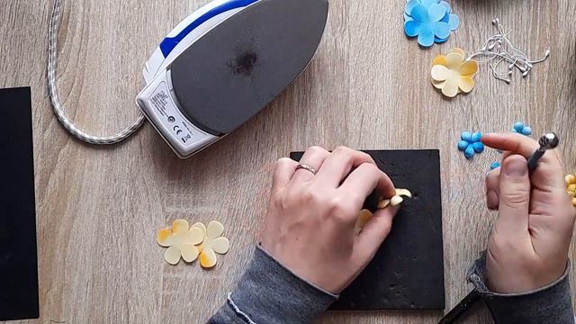 Proste kwiatki z wykrojników od Fiori смотреть онлайн