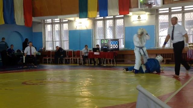 Ночевный Игорь(в синем,) на ЧиП г.Владивостока по кудо 06.02.2016 смотреть онлайн