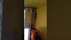 Установка магнитного замка на железную дверь