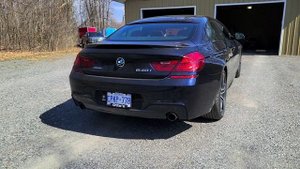 BMW 640i vs 330i Exhaust Sound in Sport Mode 4 vs 6 cylinder