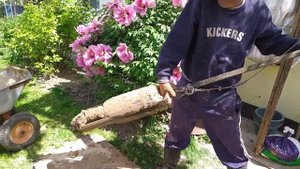 Сегодня пробурили скважину по глине 23м.