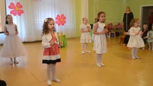 Песня  "Бабушка, бабушка, испеки оладушки", утренник 8 Марта, разновозрастная группа