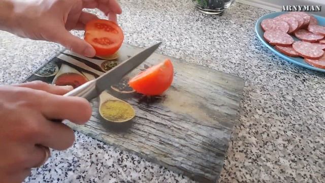 ПРОСТЫЕ РЕЦЕПТЫ: Домашняя ПИЦЦА на кефире с колбасой в духовке