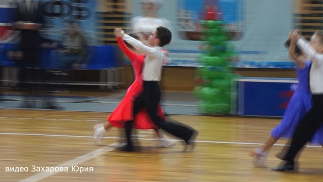 Квикстеп в 1/2 финала танцуют Захаров Степан и Крапивина Арина пара №76