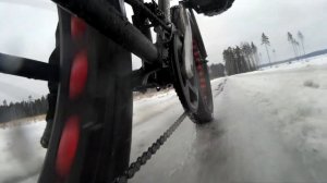 Фэтбайк. Езда по подтаевшему льду. 31 01 2016
