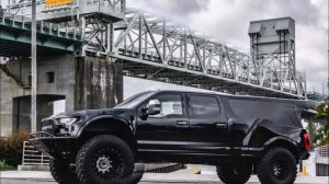 MegaRexx SVN Custom Ford F-250 Super Duty Crew Cab Long Wheelbase XLT 4×4