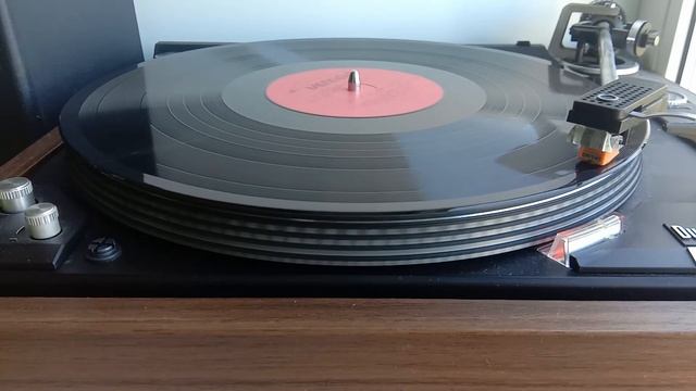 Александр Розенбаум – Мои дворы (vinyl, USSR, Мелодия – С60 25773 006, 1987) смотреть онлайн