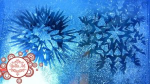 Новогодний декор окон зубной пастой. Как украсить за 10 минут?