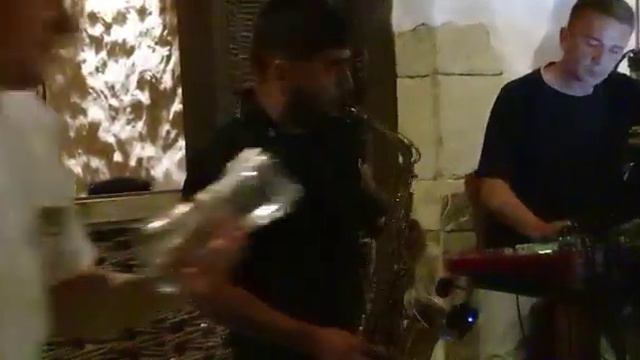 АРСЕН ТОРОСЯН, SIREM GEZ LIANAM, САКСОФОН смотреть онлайн