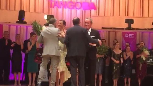 Fernando Jorge e Alexandra Baldaque - campeones de milonga en el metropolitano de Buenos Aires 2019 смотреть онлайн