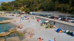 В Крыму все живут в палатках. Парковое.