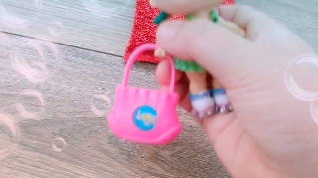 Лол показывает свою комнату смотреть онлайн