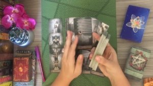 Где он? с кем он? чем сейчас зантмается? расклад таро.