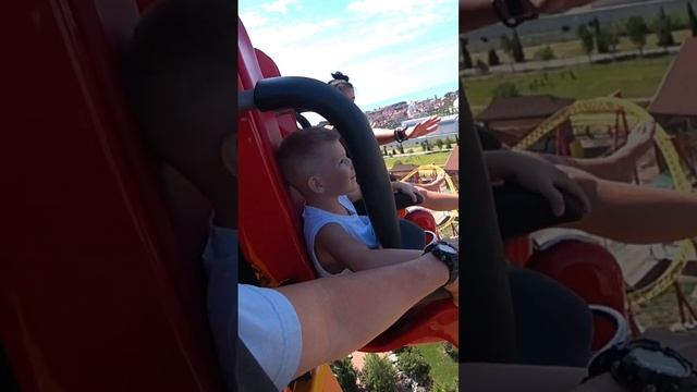 Лёха в Сочи парке на жар-птице аттракцион #жарптица #сочипарк