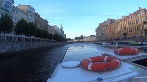 Питер с воды / Водная экскурсия по рекам и каналам Петербурга