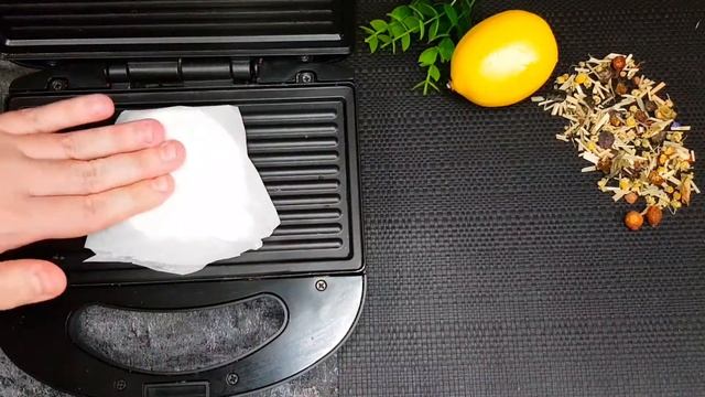 СЫР КАМАМБЕР НА ГРИЛЕ / Запекаем сыр с ароматными травами / Рецепт запекания сыра.