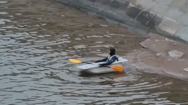 Через Москву-реку на ванне VitrA смотреть онлайн