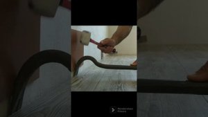 Ламинат, монтаж подрезки вдоль стены своими руками #стройбатясевастополь