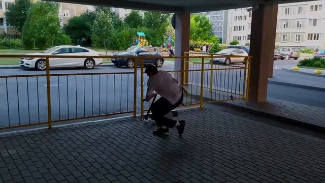 ПРИЕХАЛ В МИНСК. ДРУГ СЛОМАЛ ПАЛЕЦ. НОВЫЕ ТРЮКИ смотреть онлайн