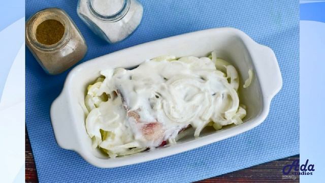 Горбуша в духовке в фольге со сметаной Рецепт, пошаговый, как приготовить, в смотреть онлайн