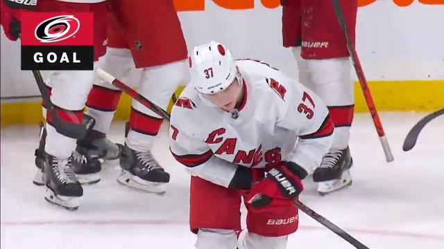 Свечников делает это снова! Andrei Svechnikov Does It Again