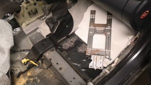 Установка штатной премиум музыки Rockford Fosgate на Lancer X