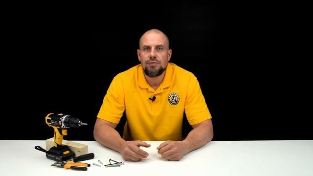 В чем отличие шурупа от самореза?