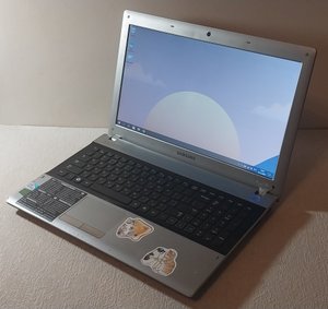 Samsung RV518