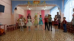 Оркестр  с ложками "Ложкари"