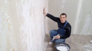 Как шпаклевать стены. Научится  совсем не трудно.