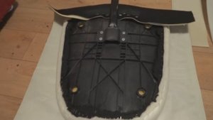 Как устранить скрип компьютерного кресла? Как сделать обшивку кресла?