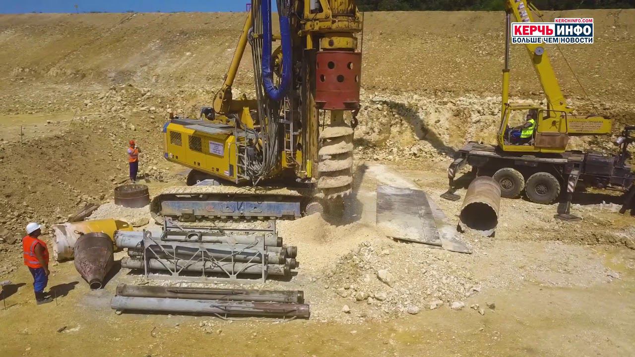 Над пещерой «Таврида» устанавливают плиту на сваях смотреть онлайн