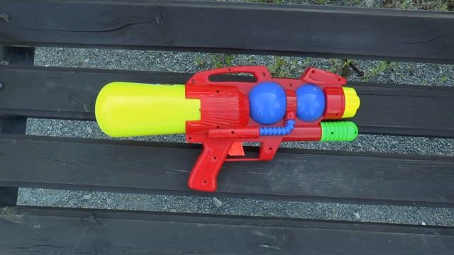 ОБЗОР НА САМЫЙ КРУТОЙ ВОДНЫЙ БЛАСТЕР В МИРЕ смотреть онлайн