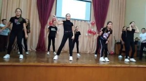 Современный флешмоб от 6к класса