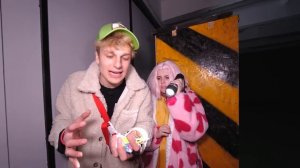 НЕ ЗВОНИТЕ ЛУНЕ И СОЛНЦУ В 3 ЧАСА НОЧИ ?