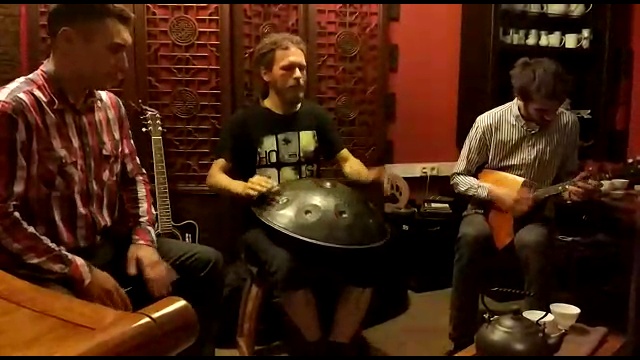 Концерт Три Панды и Луна & Чайная студия на Васильевском/Improvisation ethno-chill-ambient music смотреть онлайн